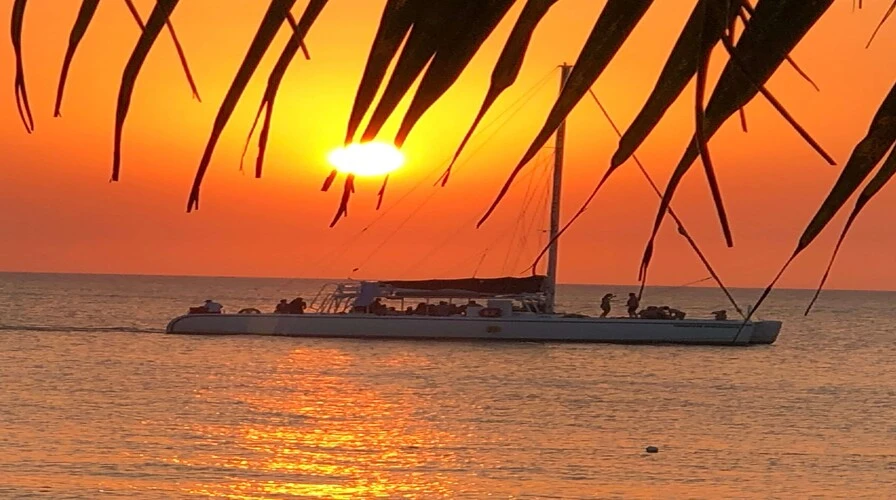 2. Romantic Sunset at Seven Mile Beach, Negril